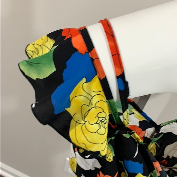 Solenoid Cold shoulder romper size small - Picture 2 of 6